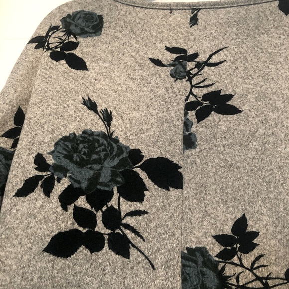 Suzy Shier 3/4 sleeve sweater - Picture 4 of 5